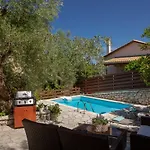 Evridiki's Holiday home *