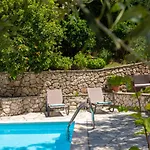 Evridiki's Agios Nikitas