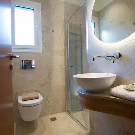 別荘 Evridiki's Áyios Nikítas