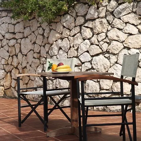 Evridiki's Áyios Nikítas